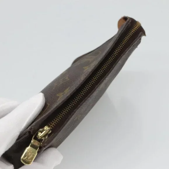 LOUIS VUITTON Monogram Poche Toilette 15 Pouch